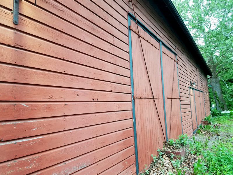 Barn Repair in Overland Park, KS